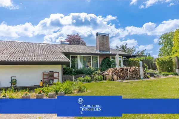 Großzügiger Bungalow mit Wohlfühlcharakter und viel Platz!