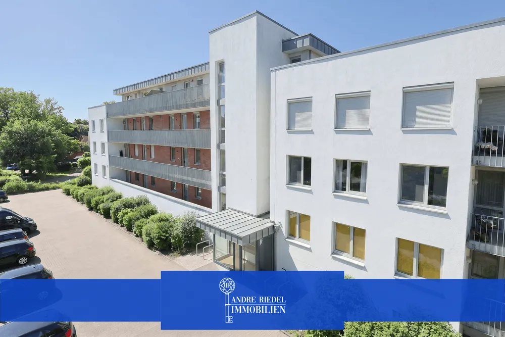 Vermietet seit 2013 | 129 m² Wohn-/Nutzfläche | 2 Stellplätze | Erbpacht 76 Jahre | Balkon & Garten