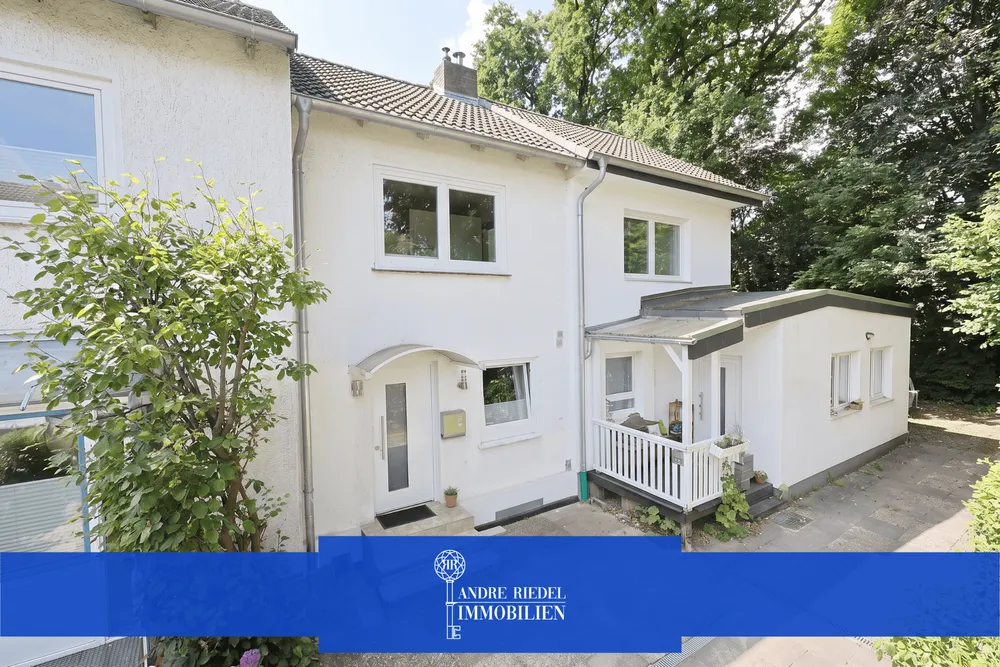 Am Ossenmoorpark | neue Heizung | 3-fach-Fenster | DG-Ausbau 2020 | Carport | Kaminofen | Garten